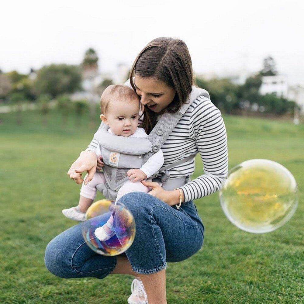 Porte Bébé - BreathBabyBag™ - Gris - Accessoires de sorties pour bébés