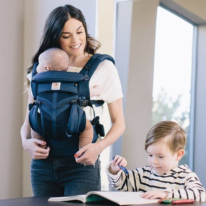 Porte Bébé - BreathBabyBag™ - Bleu Marine - Accessoires de sorties pour bébés